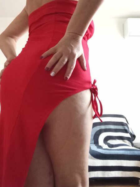 Doamna matura, July,